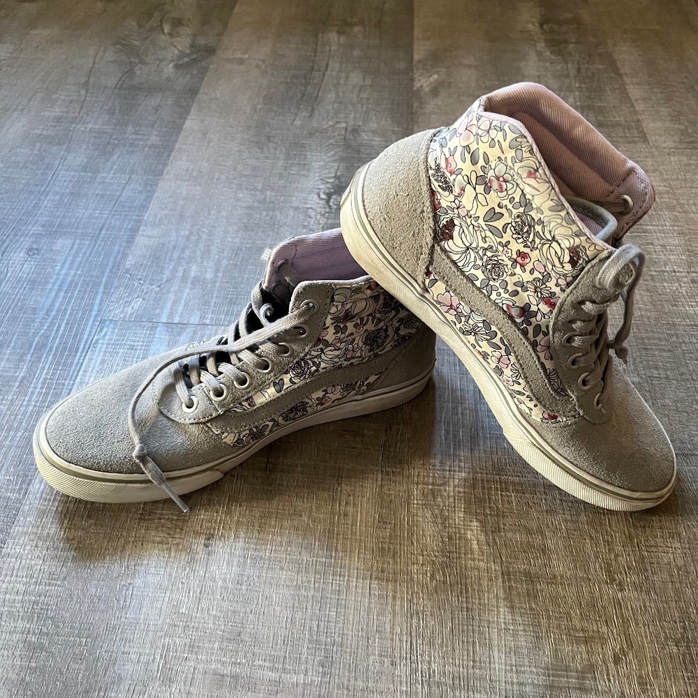 Floral and Suede Vintage VANS sneakers